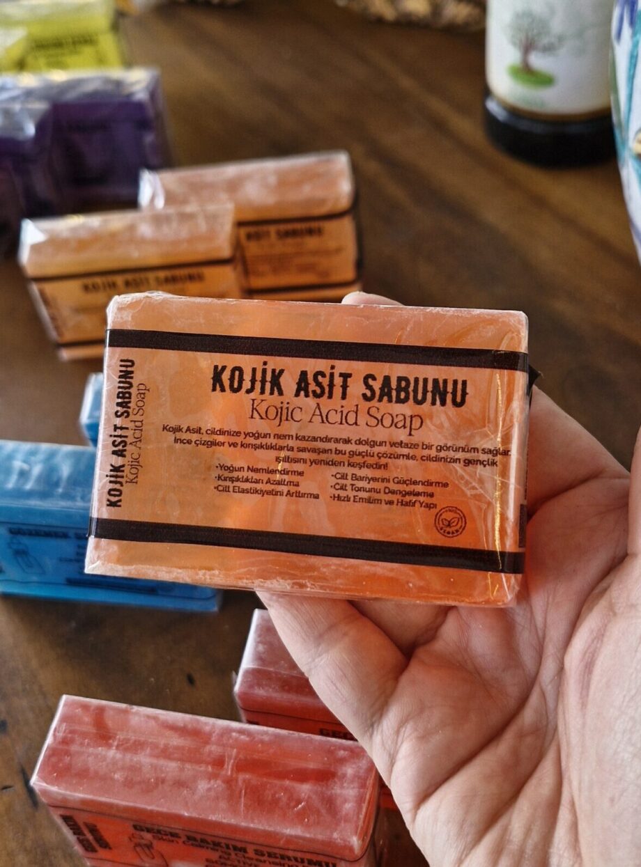 Aydınlatıcı Etkili Kojik Asit Sabunu 110 gr